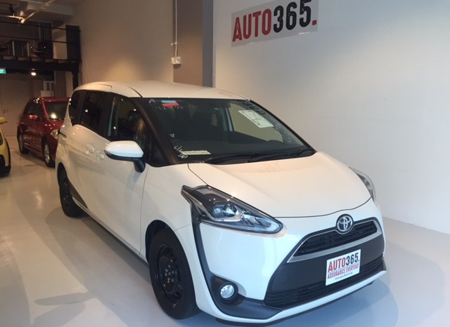 TOYOTA SIENTA G full