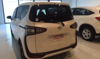 TOYOTA SIENTA G full
