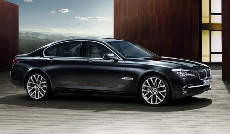 BMW 5 SERIES (528IA 2.0L TURBO M-SPORT) full